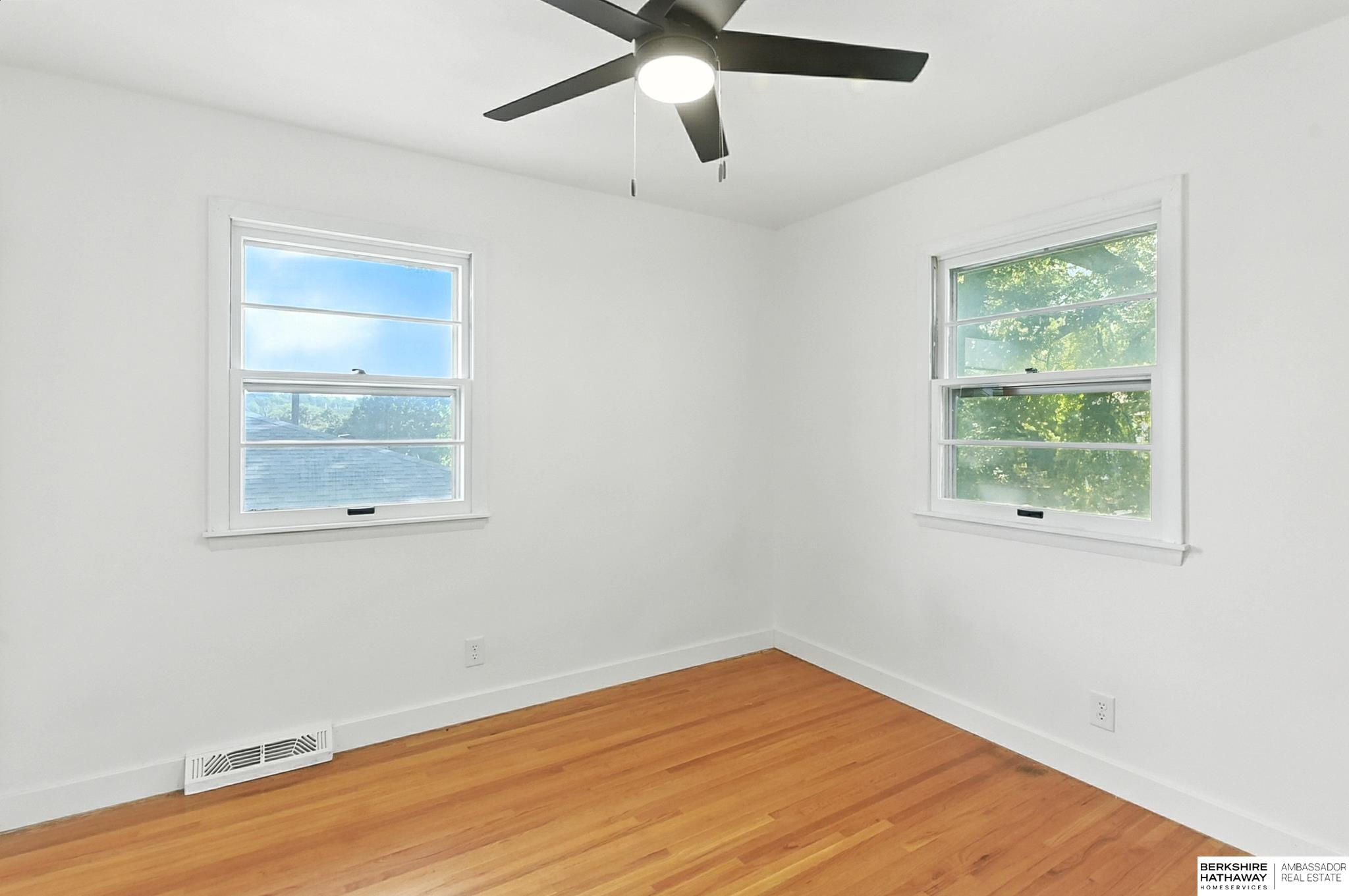 Glenwood, Iowa 51534, United States, 3 Bedrooms Bedrooms, ,2 BathroomsBathrooms,Residential,Active,201436