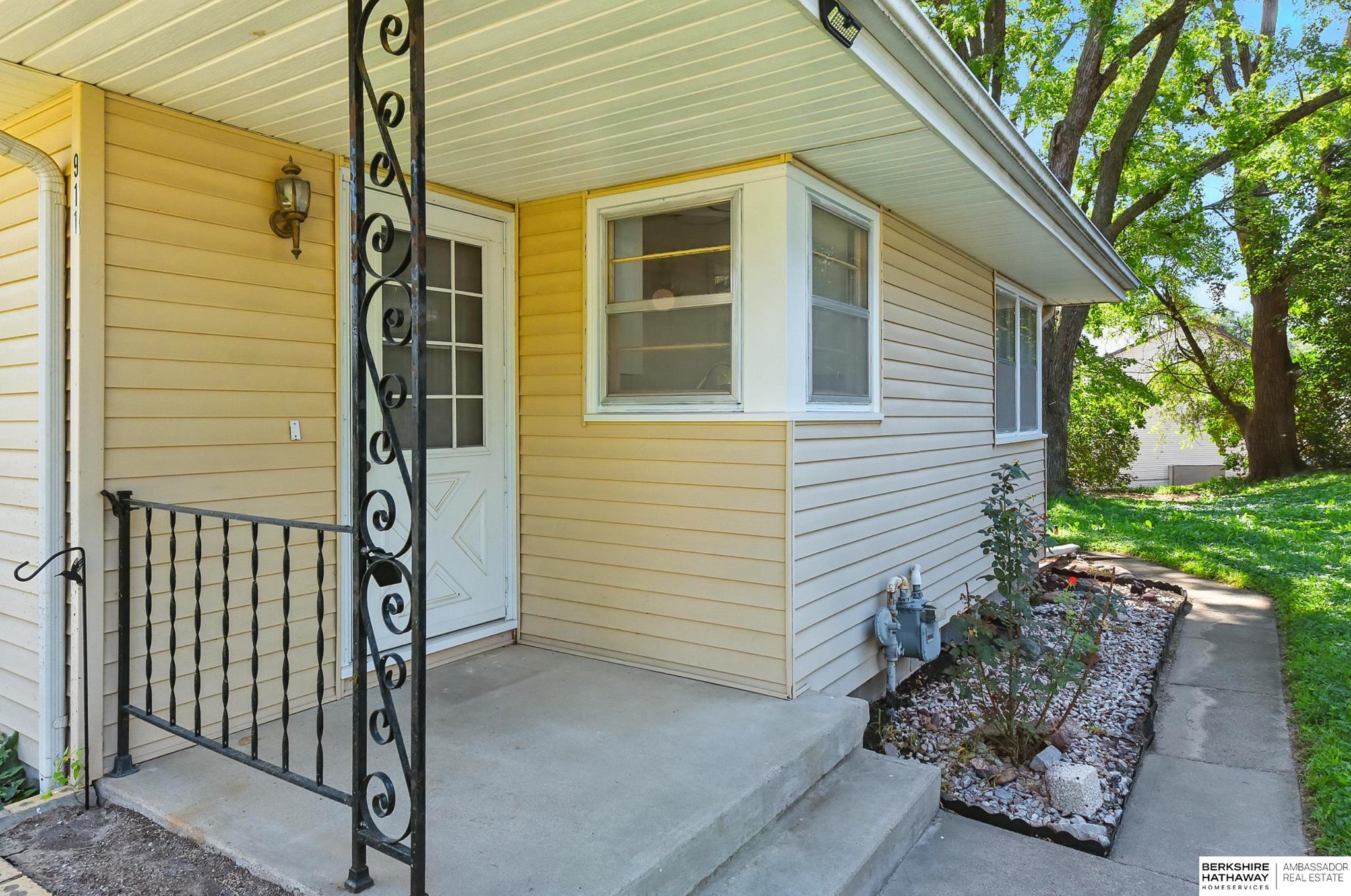 Glenwood, Iowa 51534, United States, 3 Bedrooms Bedrooms, ,2 BathroomsBathrooms,Residential,Active,201436