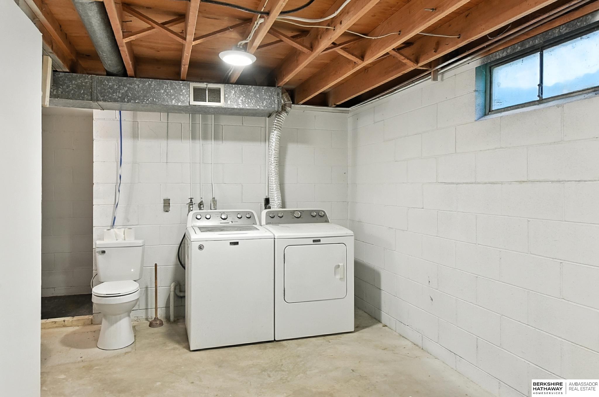 Glenwood, Iowa 51534, United States, 3 Bedrooms Bedrooms, ,2 BathroomsBathrooms,Residential,Active,201436