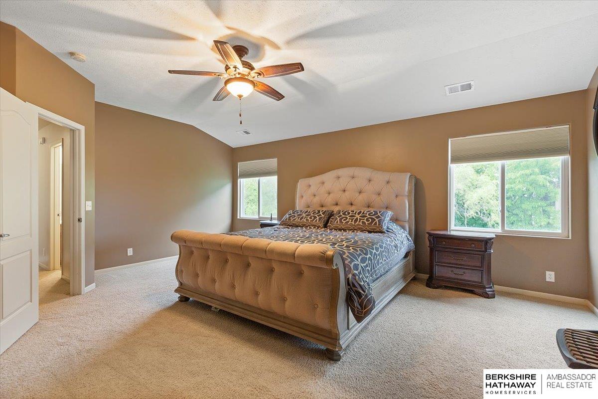 Omaha, Nebraska 68135, United States, 5 Bedrooms Bedrooms, ,4 BathroomsBathrooms,Residential,Pending,134316