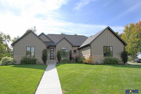 Photo of 7501 Stevens Ridge Road, Lincoln, NE 68516 (MLS # 22528872)