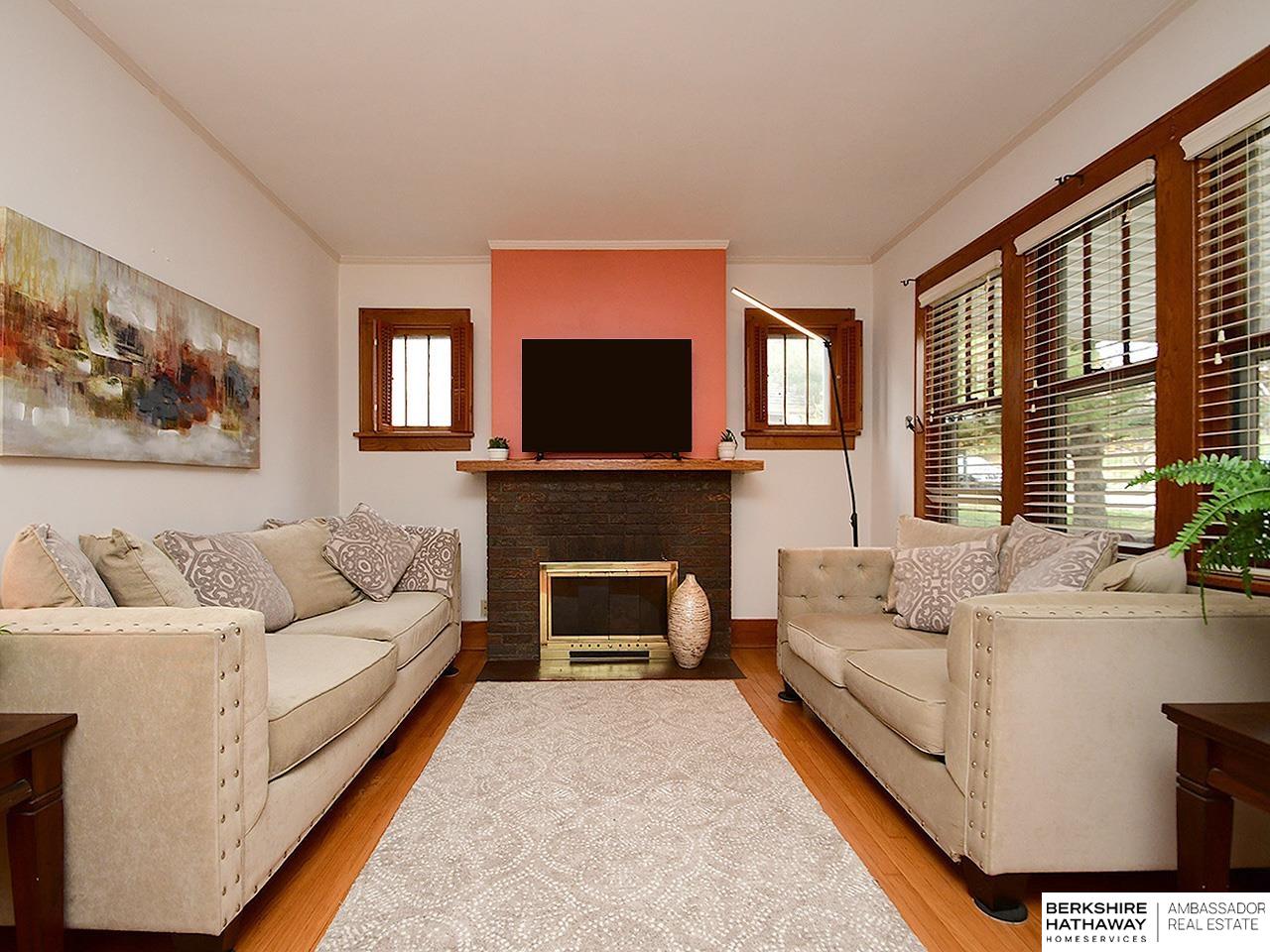 Omaha, Nebraska 68106, United States, 3 Bedrooms Bedrooms, ,2 BathroomsBathrooms,Residential,Active,245620