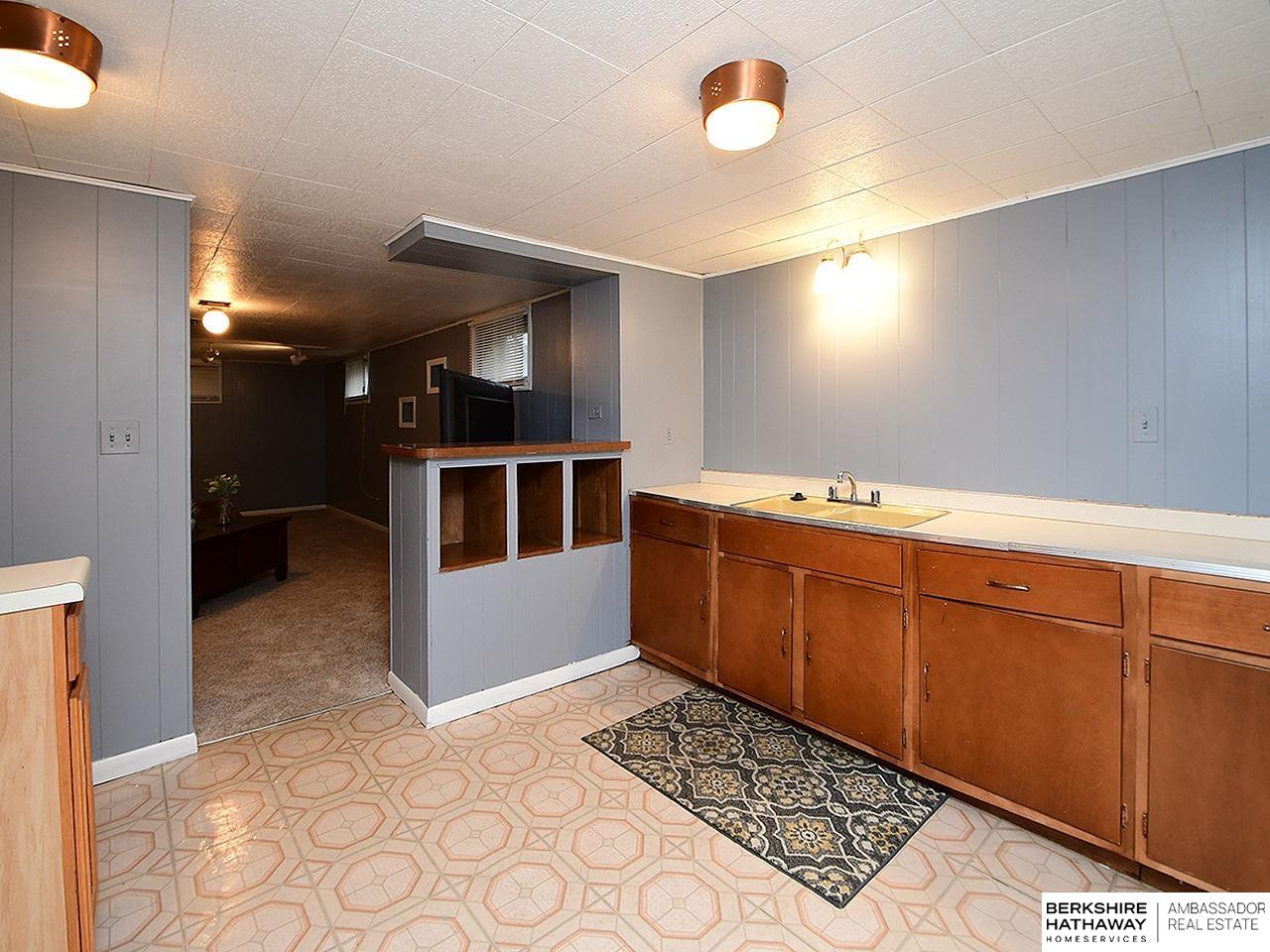 Omaha, Nebraska 68106, United States, 3 Bedrooms Bedrooms, ,2 BathroomsBathrooms,Residential,Active,245620