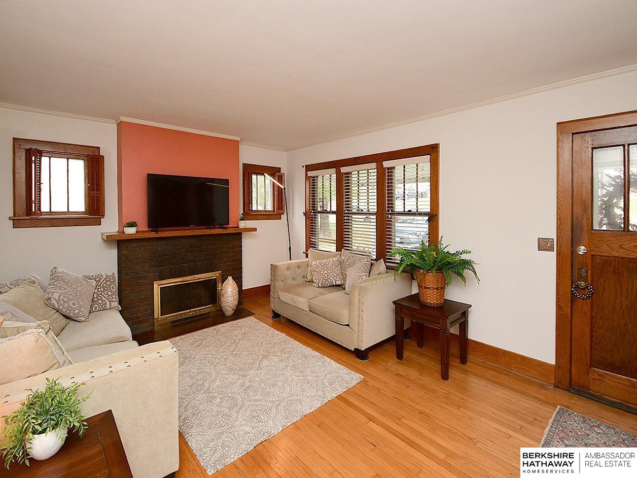 Omaha, Nebraska 68106, United States, 3 Bedrooms Bedrooms, ,2 BathroomsBathrooms,Residential,Active,245620