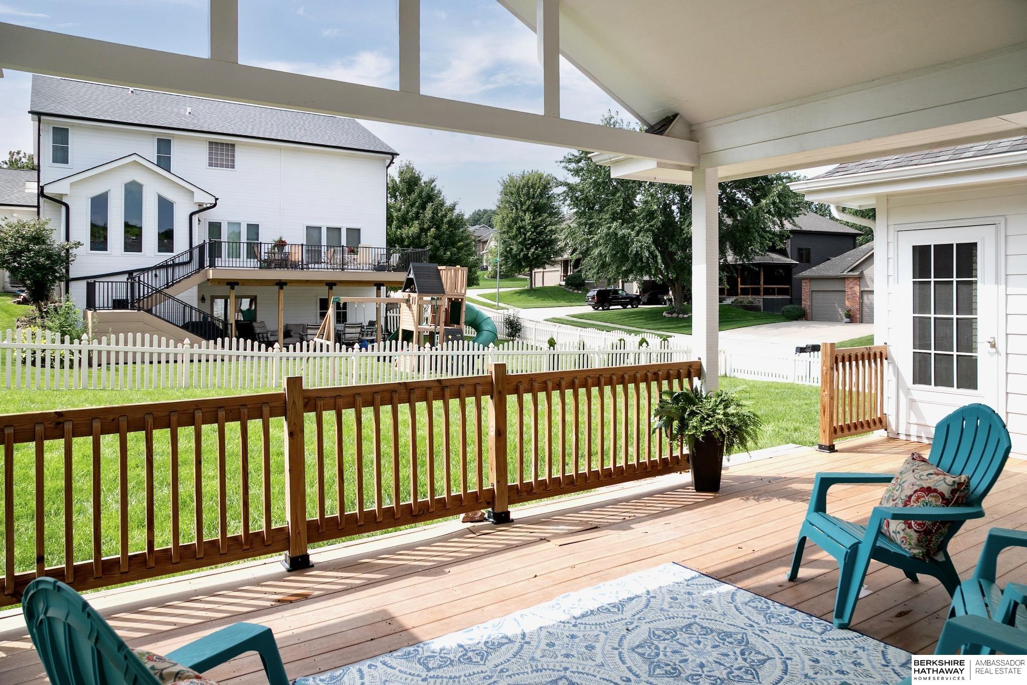 Omaha, Nebraska 68116, United States, 5 Bedrooms Bedrooms, ,4 BathroomsBathrooms,Residential,Active,191297