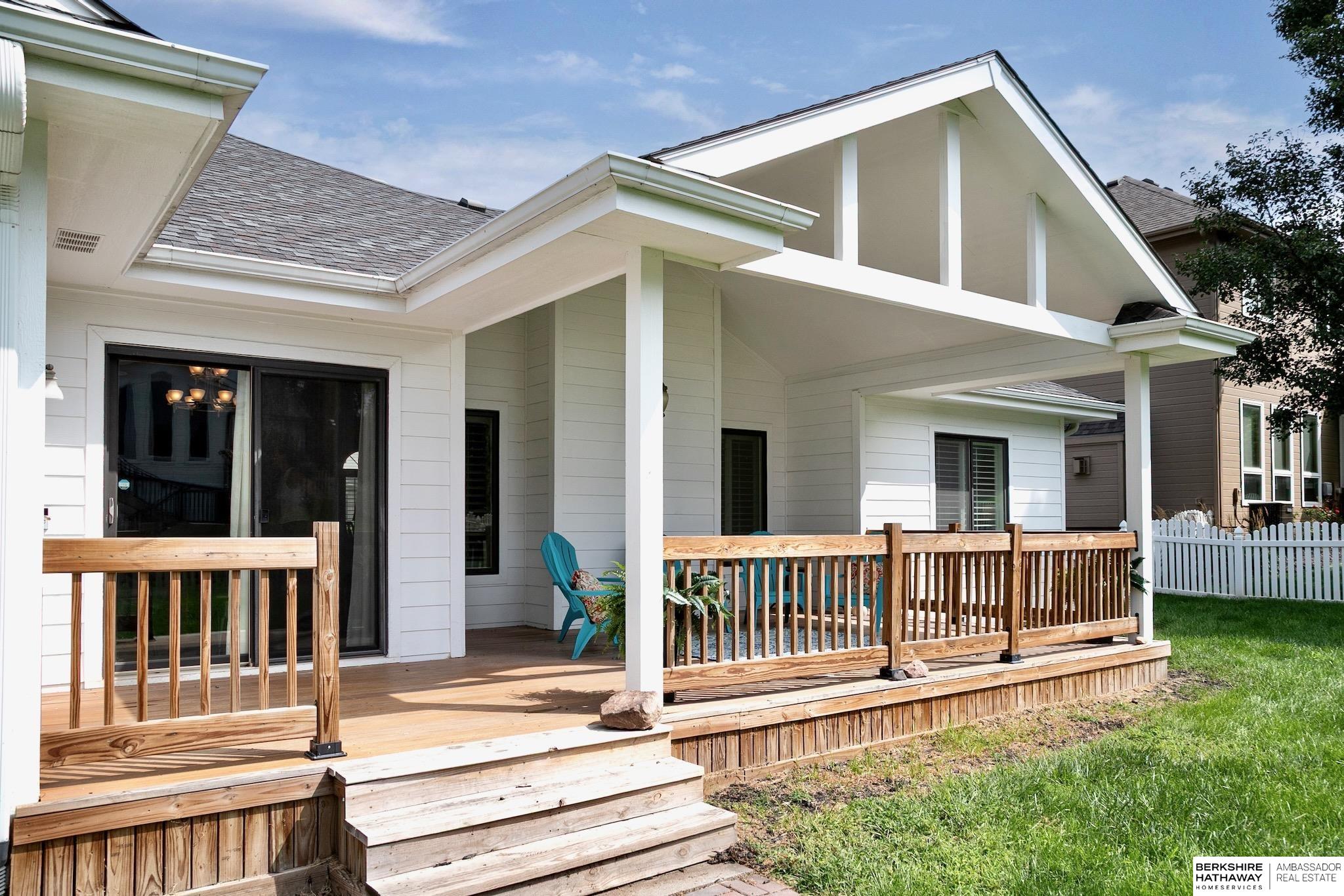 Omaha, Nebraska 68116, United States, 5 Bedrooms Bedrooms, ,4 BathroomsBathrooms,Residential,Active,191297