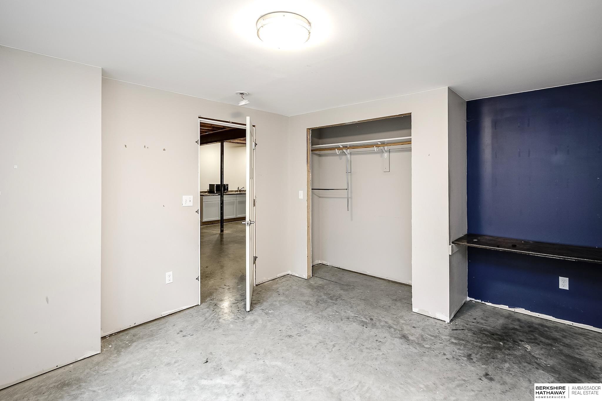 Omaha, Nebraska 68116, United States, 5 Bedrooms Bedrooms, ,4 BathroomsBathrooms,Residential,Active,191297