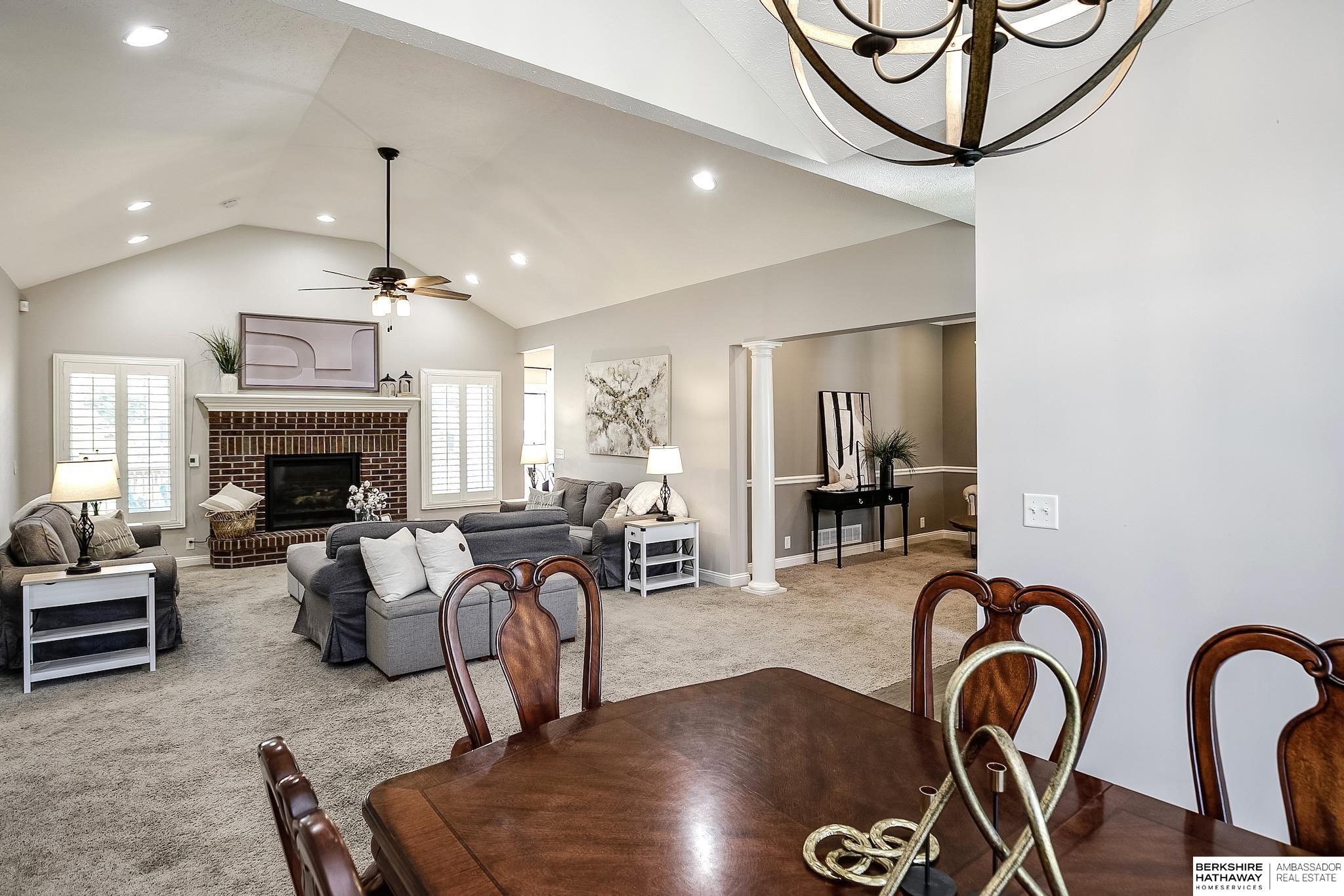 Omaha, Nebraska 68116, United States, 5 Bedrooms Bedrooms, ,4 BathroomsBathrooms,Residential,Active,191297