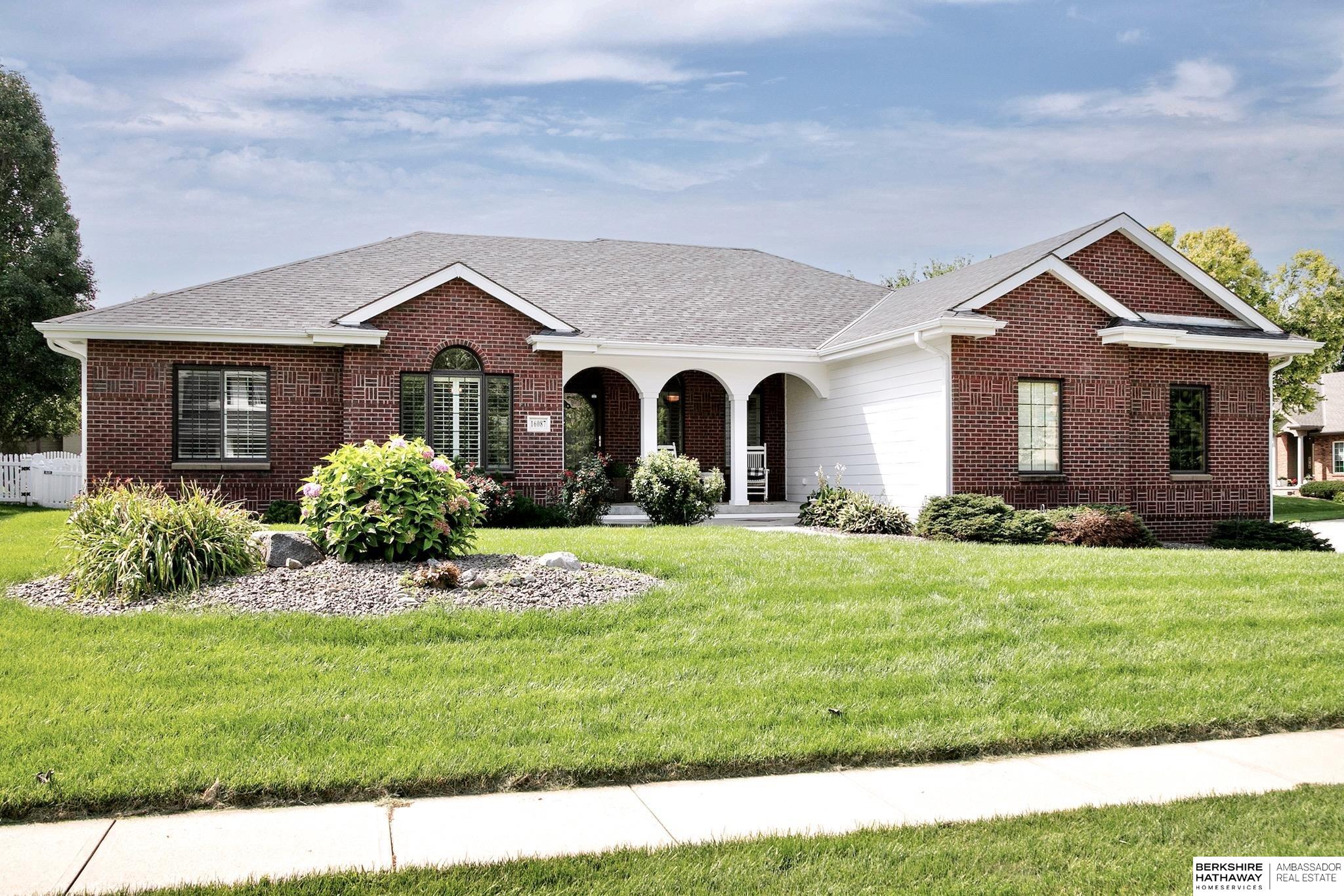 Omaha, Nebraska 68116, United States, 5 Bedrooms Bedrooms, ,4 BathroomsBathrooms,Residential,Active,191297 Omaha, Nebraska 68116, United States, 5 Bedrooms Bedrooms, ,4 BathroomsBathrooms,Residential,Active,191297