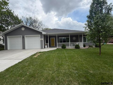 Photo of 922 Juniper Avenue, Crete, NE 68333 (MLS # 22611197)