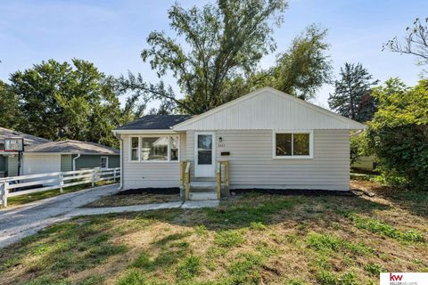 Photo of 3427 Nebraska Avenue, Omaha, NE 68111 (MLS # 22527798)