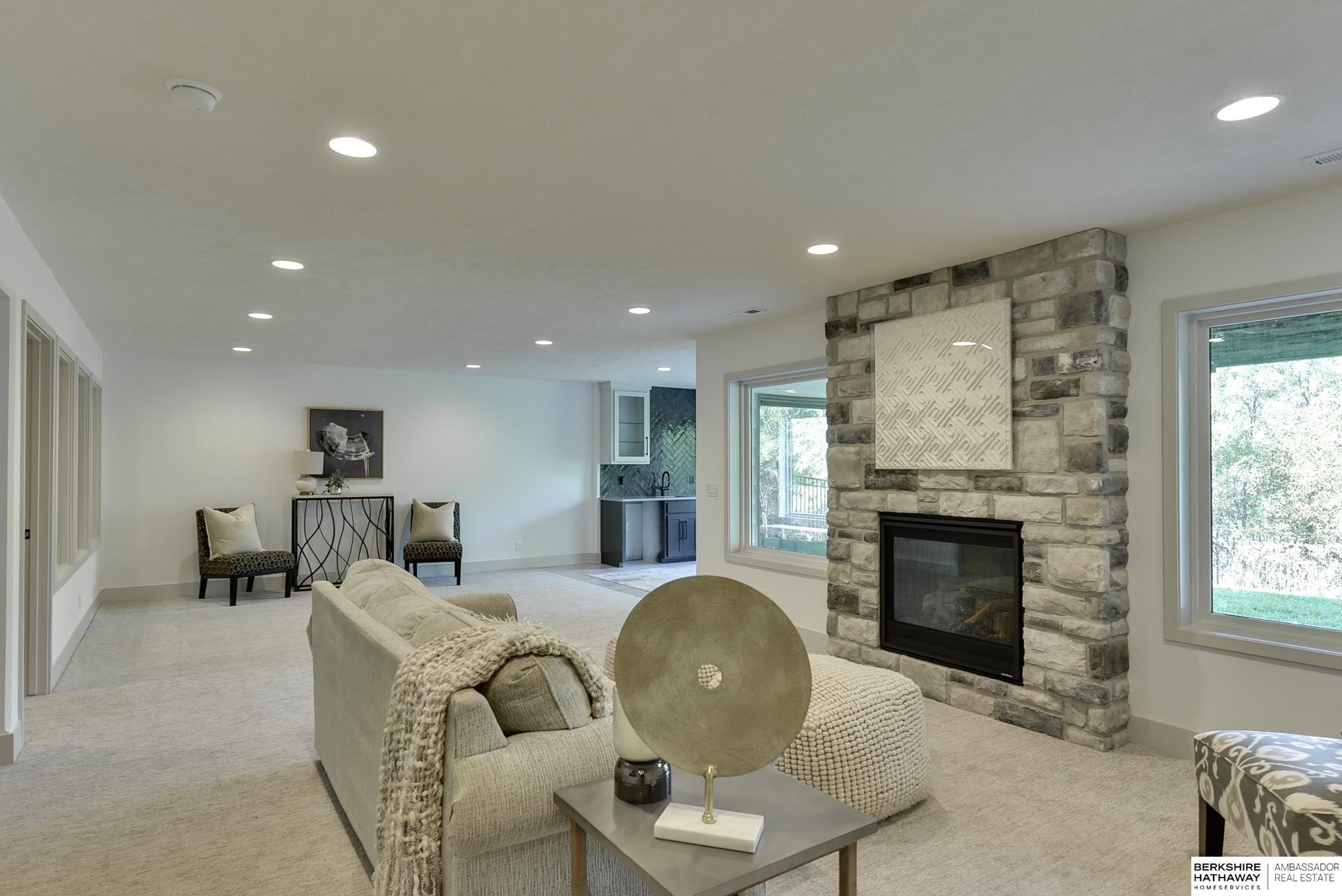 Omaha, Nebraska 68137, United States, 4 Bedrooms Bedrooms, ,2 BathroomsBathrooms,Residential,Active,139482