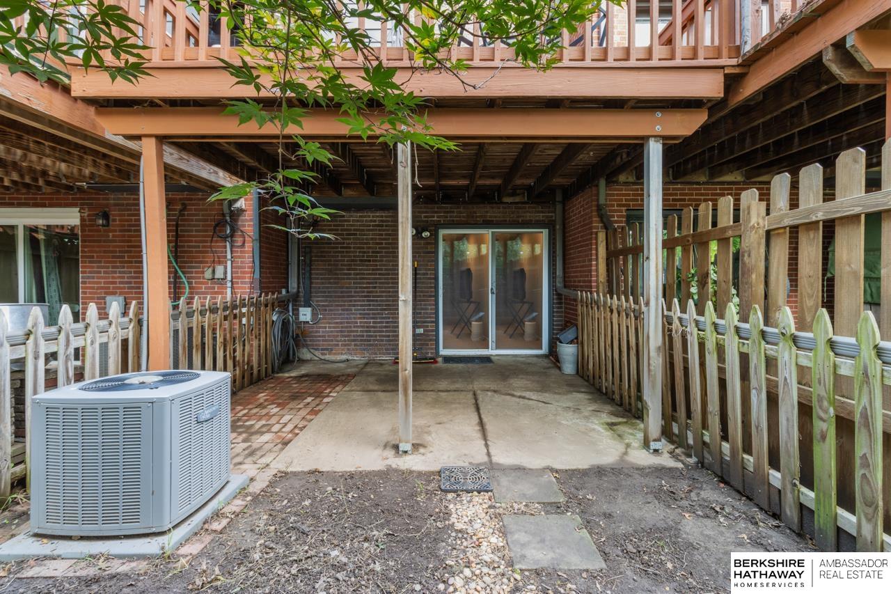 Lincoln, Nebraska 68512, United States, 3 Bedrooms Bedrooms, ,2 BathroomsBathrooms,Residential,Pending,204139