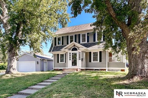 Photo of 7103 Minne Lusa Boulevard, Omaha, NE 68112 (MLS # 22529075)
