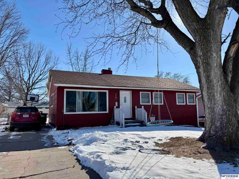 Photo of 7707 Lafayette Avenue, Omaha, NE 68114 (MLS # 22605800)