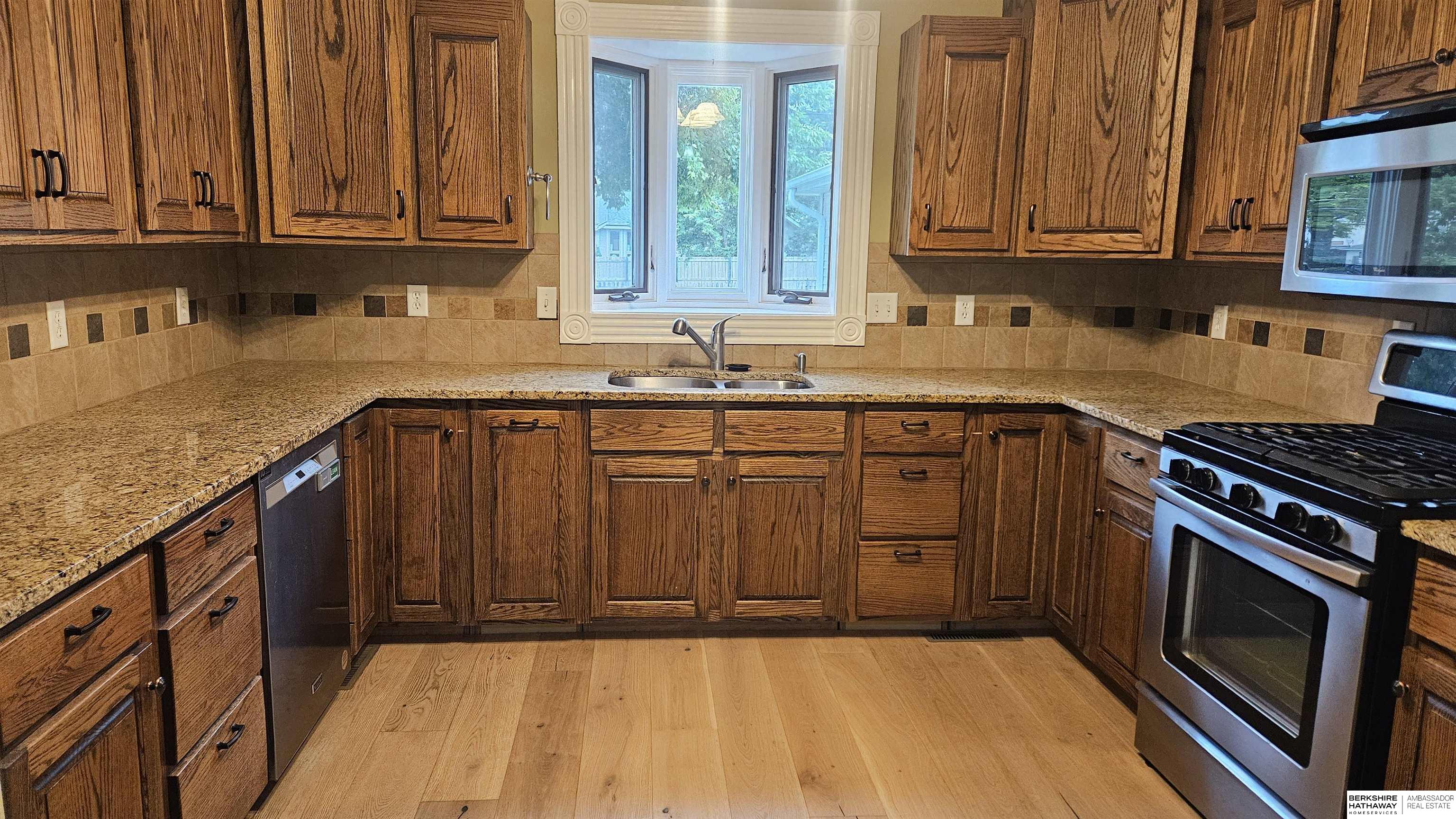 Wahoo, Nebraska 68066, United States, 3 Bedrooms Bedrooms, ,2 BathroomsBathrooms,Residential,Pending,103492