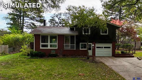 Photo of 1830 E Bermuda Drive, Lincoln, NE 68506 (MLS # 22530228)