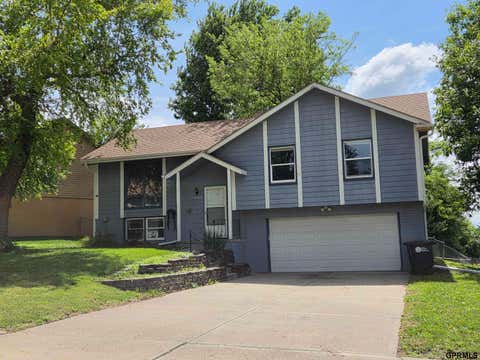 Photo of 11205 Corby Street, Omaha, NE 68144 (MLS # 22615463)