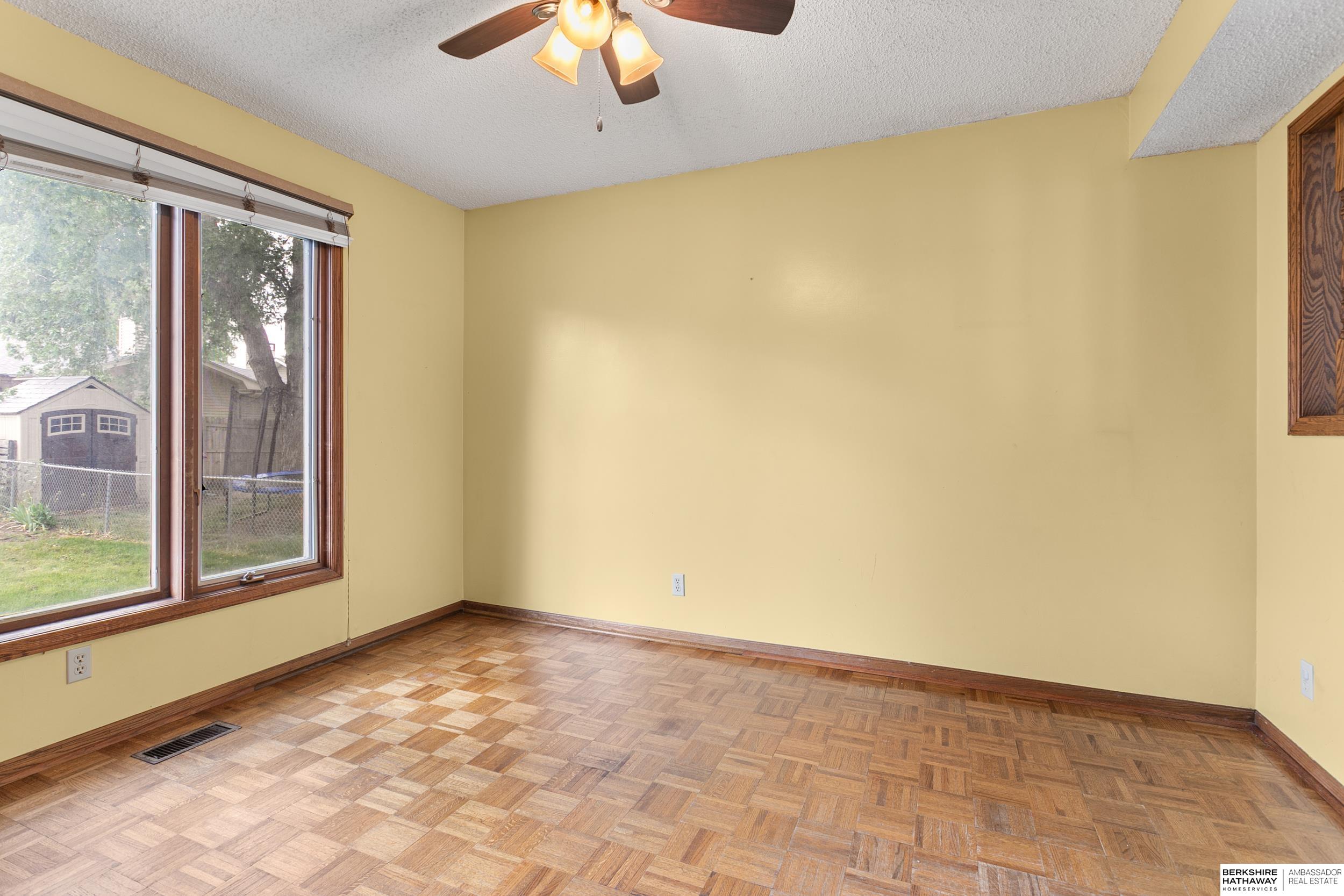 Lincoln, Nebraska 68507, United States, 3 Bedrooms Bedrooms, ,3 BathroomsBathrooms,Residential,Active,159095