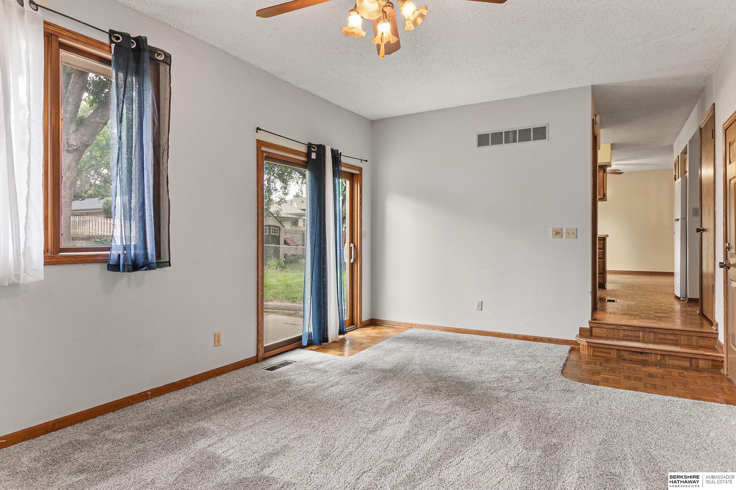 Lincoln, Nebraska 68507, United States, 3 Bedrooms Bedrooms, ,3 BathroomsBathrooms,Residential,Active,159095