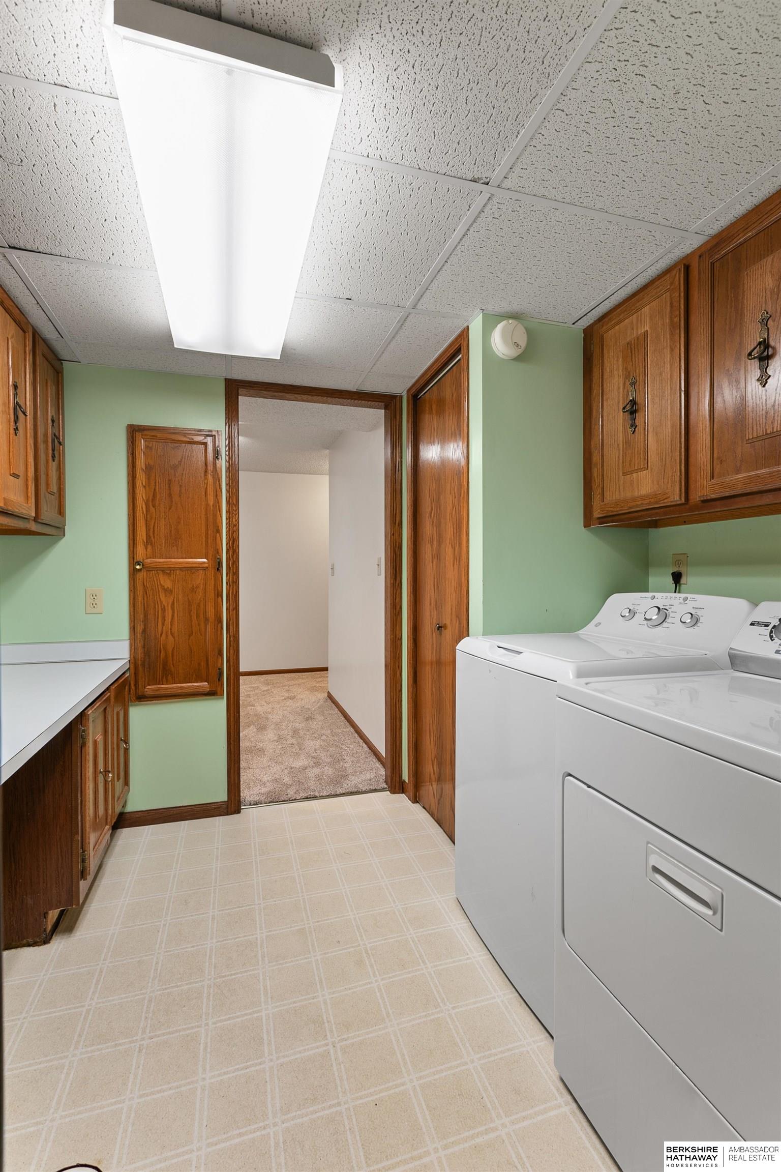 Lincoln, Nebraska 68507, United States, 3 Bedrooms Bedrooms, ,3 BathroomsBathrooms,Residential,Active,159095