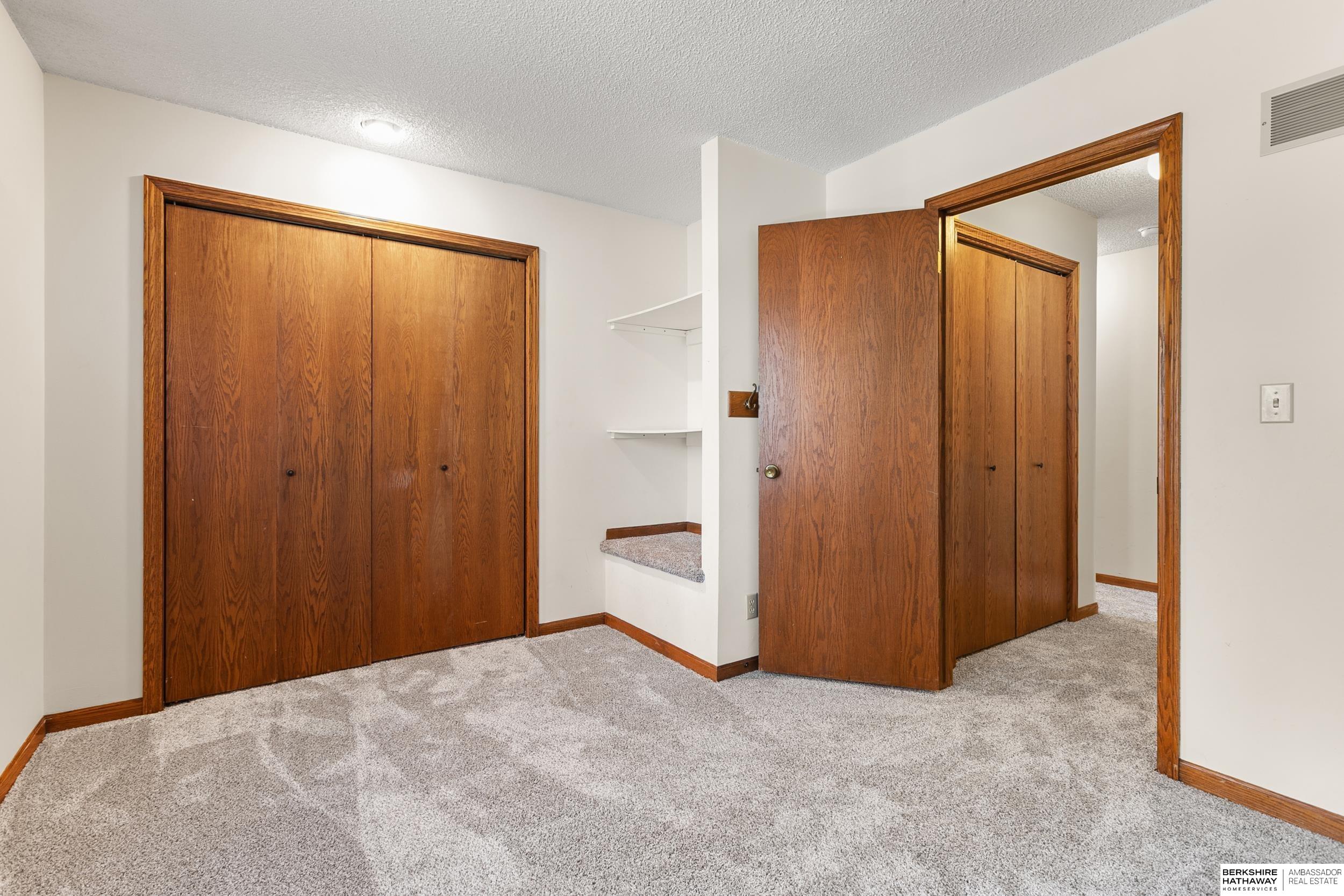 Lincoln, Nebraska 68507, United States, 3 Bedrooms Bedrooms, ,3 BathroomsBathrooms,Residential,Active,159095