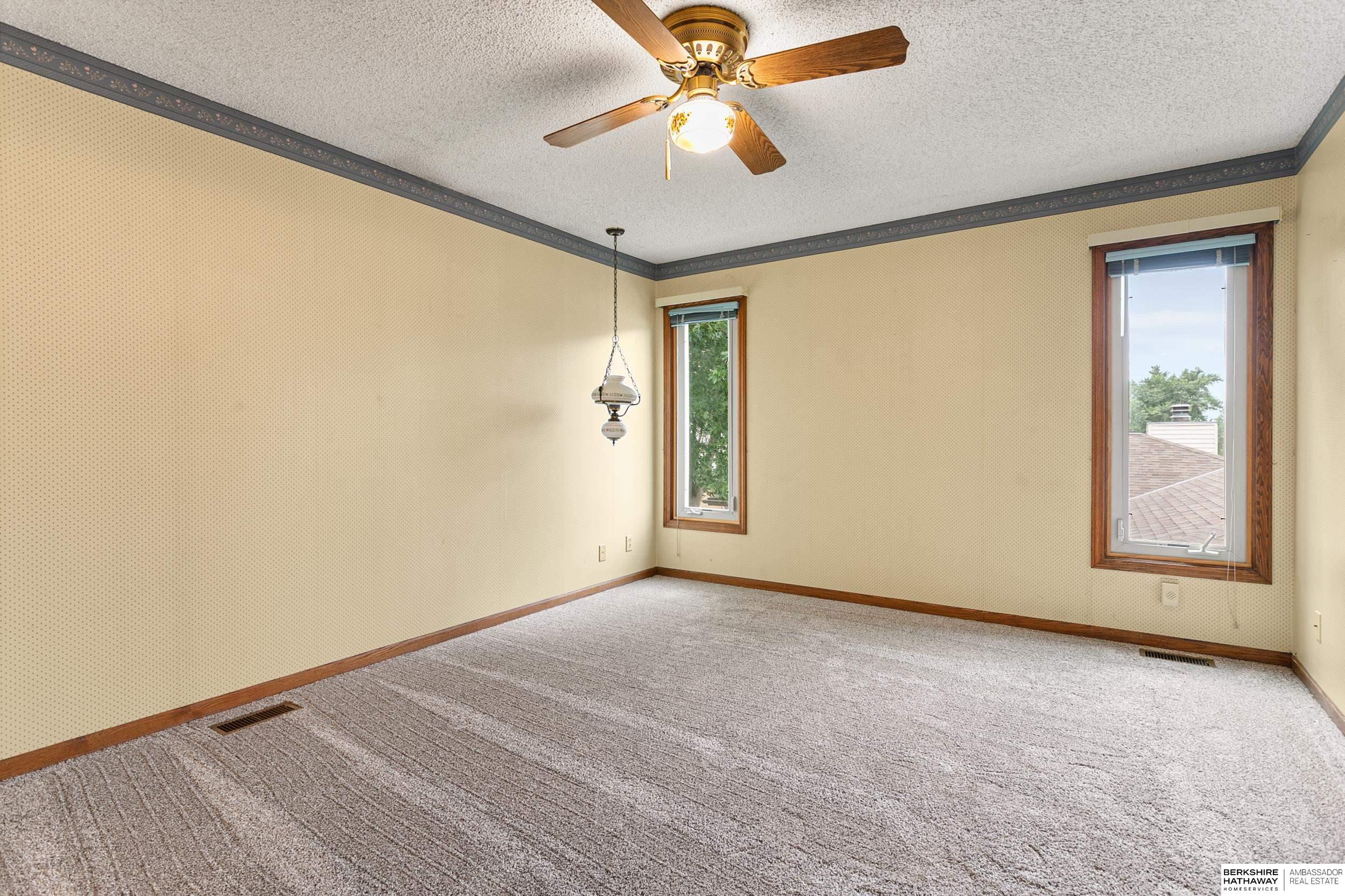 Lincoln, Nebraska 68507, United States, 3 Bedrooms Bedrooms, ,3 BathroomsBathrooms,Residential,Active,159095