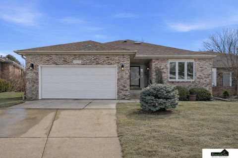 Photo of 6707 Flint Ridge Road, Lincoln, NE 68506 (MLS # 22610486)