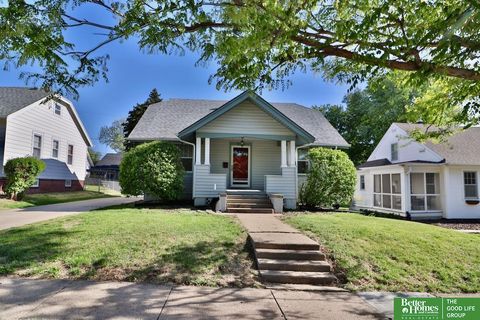 Photo of 5719 Rees Street, Omaha, NE 68106 (MLS # 22612137)