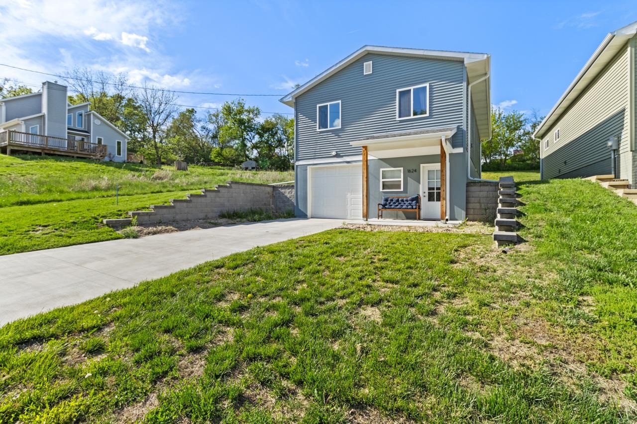 Plattsmouth, Nebraska 68048, United States, 3 Bedrooms Bedrooms, ,3 BathroomsBathrooms,Residential,Active,139122