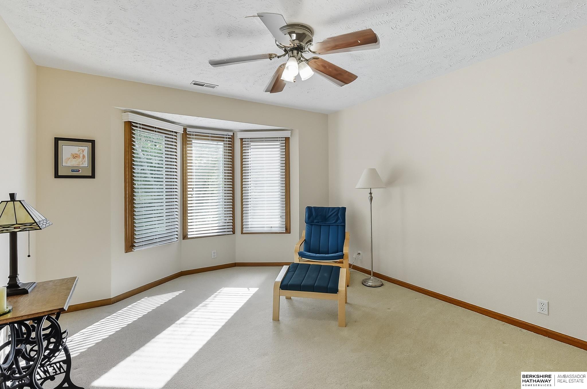 Omaha, Nebraska 68116, United States, 5 Bedrooms Bedrooms, ,3 BathroomsBathrooms,Residential,Active,242270