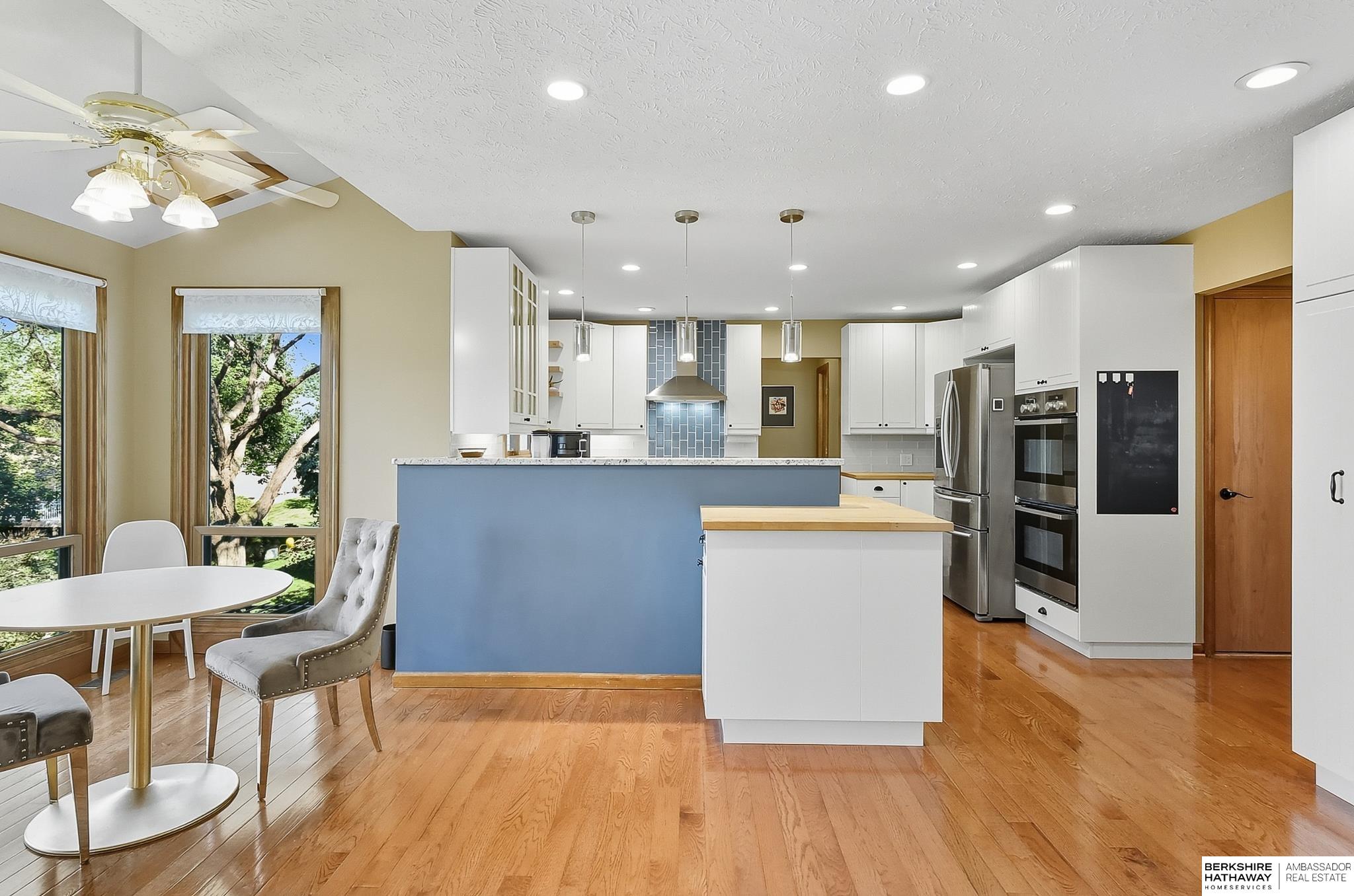 Omaha, Nebraska 68116, United States, 5 Bedrooms Bedrooms, ,3 BathroomsBathrooms,Residential,Active,242270