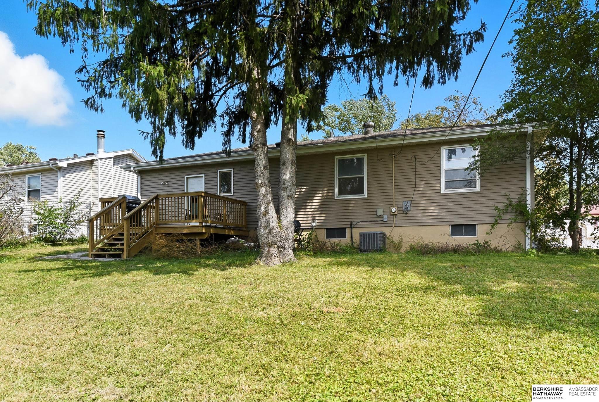 Omaha, Nebraska 68134, United States, 3 Bedrooms Bedrooms, ,2 BathroomsBathrooms,Residential,Pending,207644