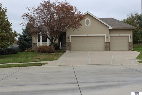Photo of 19220 Ontario Circle, Omaha, NE 68130 (MLS # 22531210)