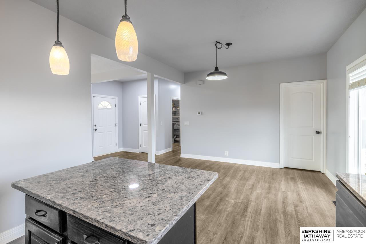 Papillion, Nebraska 68133, United States, 4 Bedrooms Bedrooms, ,3 BathroomsBathrooms,Residential,Active,249282