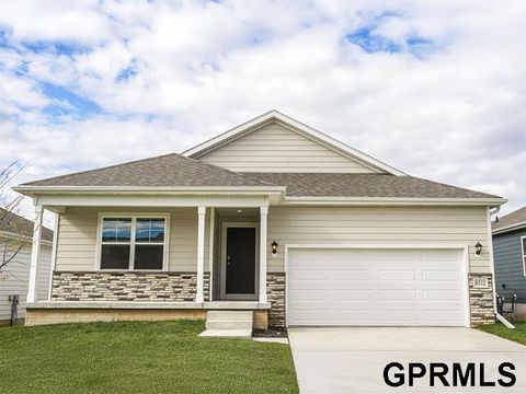 Photo of 16502 Clay Street, Bennington, NE 68007 (MLS # 22605162)