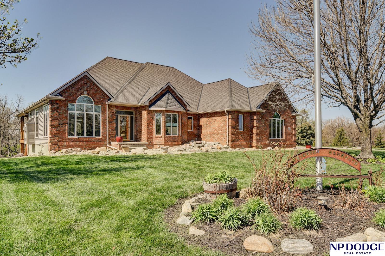 7657 Saddle Drive