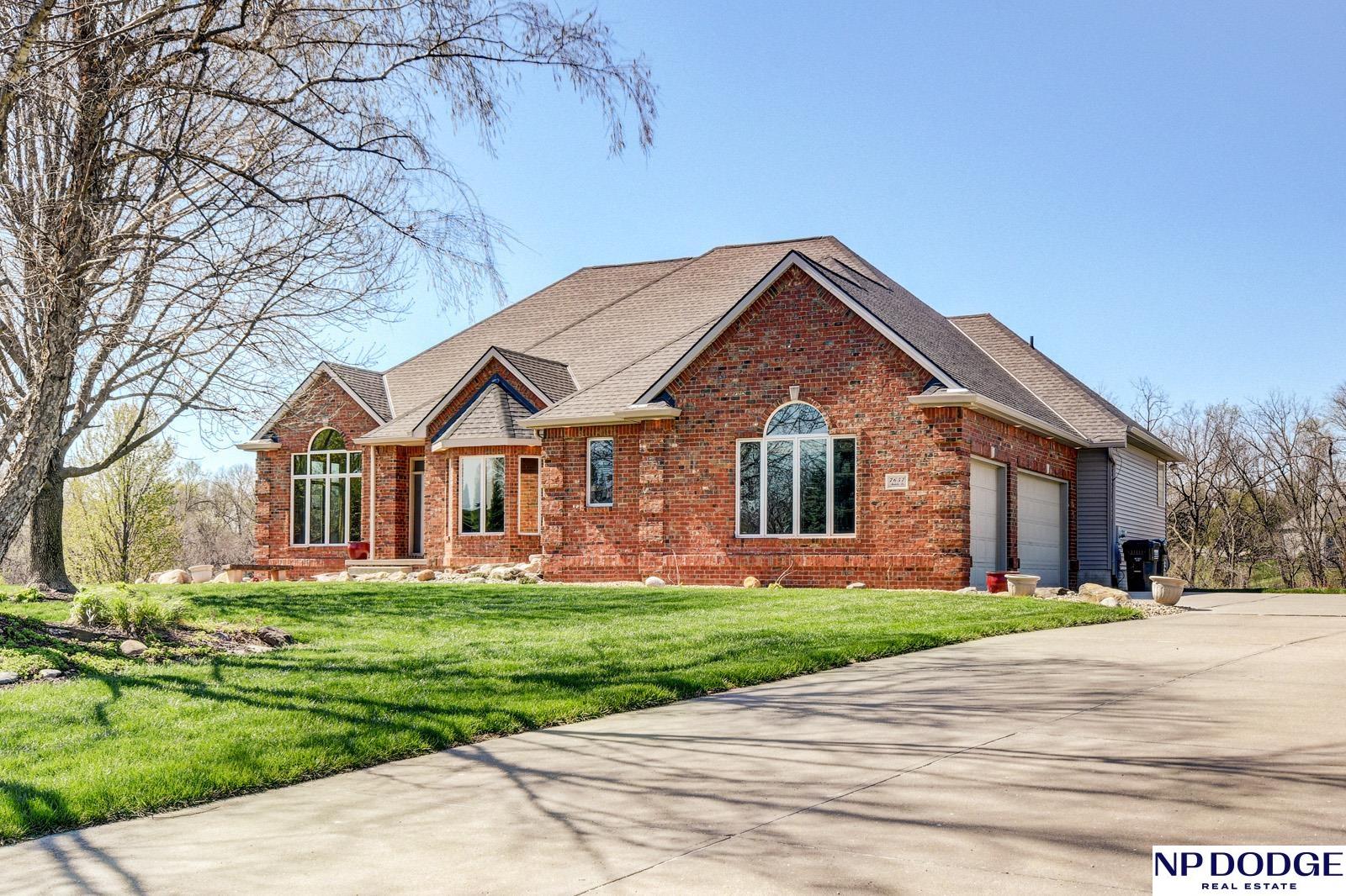 7657 Saddle Drive