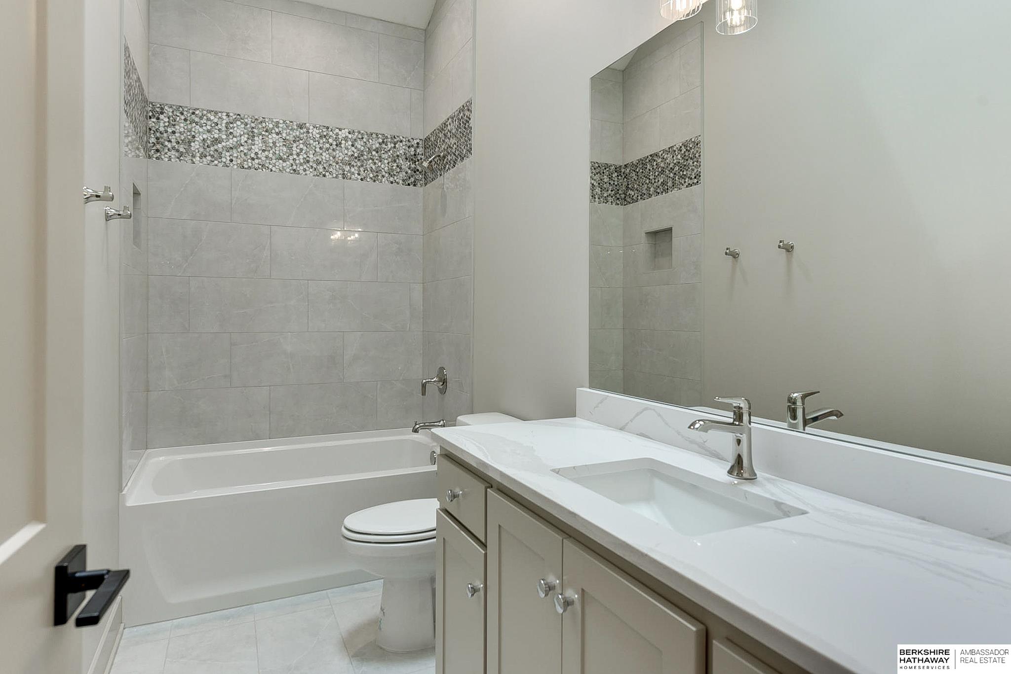 Omaha, Nebraska 68137, United States, 4 Bedrooms Bedrooms, ,3 BathroomsBathrooms,Residential,Active,139483