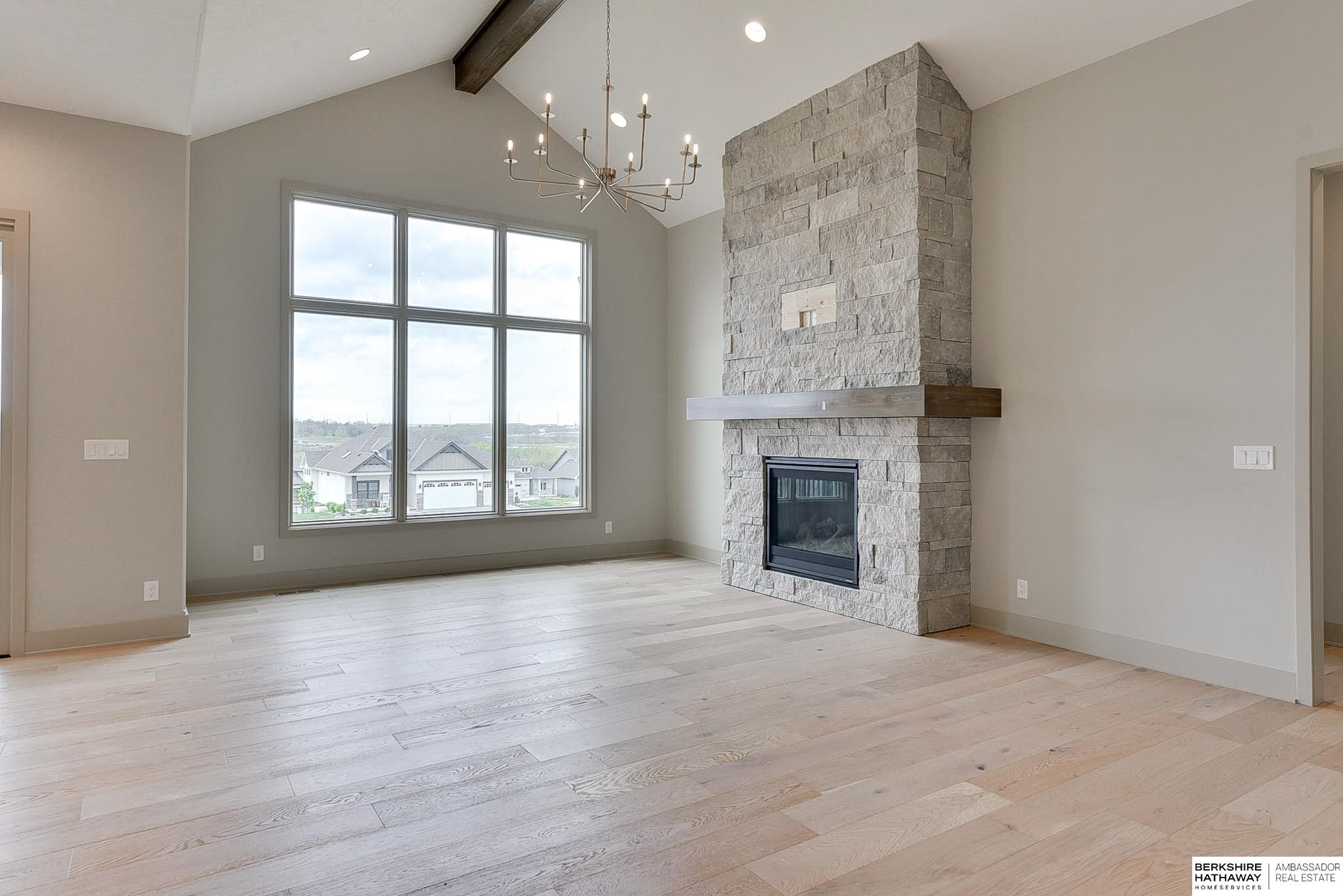 Omaha, Nebraska 68137, United States, 4 Bedrooms Bedrooms, ,3 BathroomsBathrooms,Residential,Active,139483