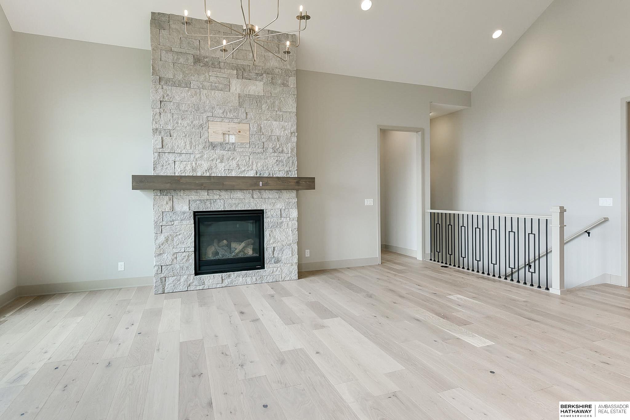 Omaha, Nebraska 68137, United States, 4 Bedrooms Bedrooms, ,3 BathroomsBathrooms,Residential,Active,139483