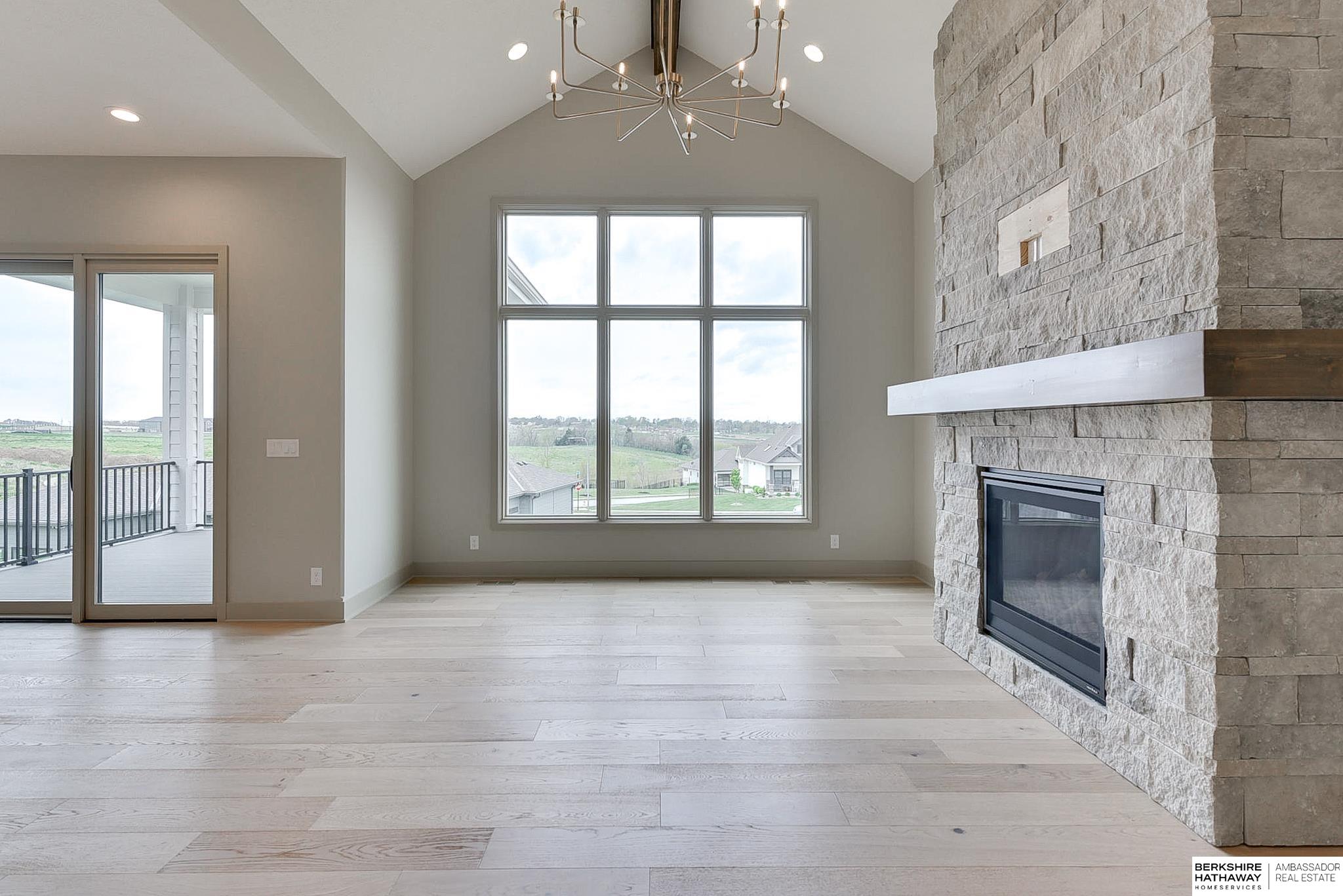 Omaha, Nebraska 68137, United States, 4 Bedrooms Bedrooms, ,3 BathroomsBathrooms,Residential,Active,139483