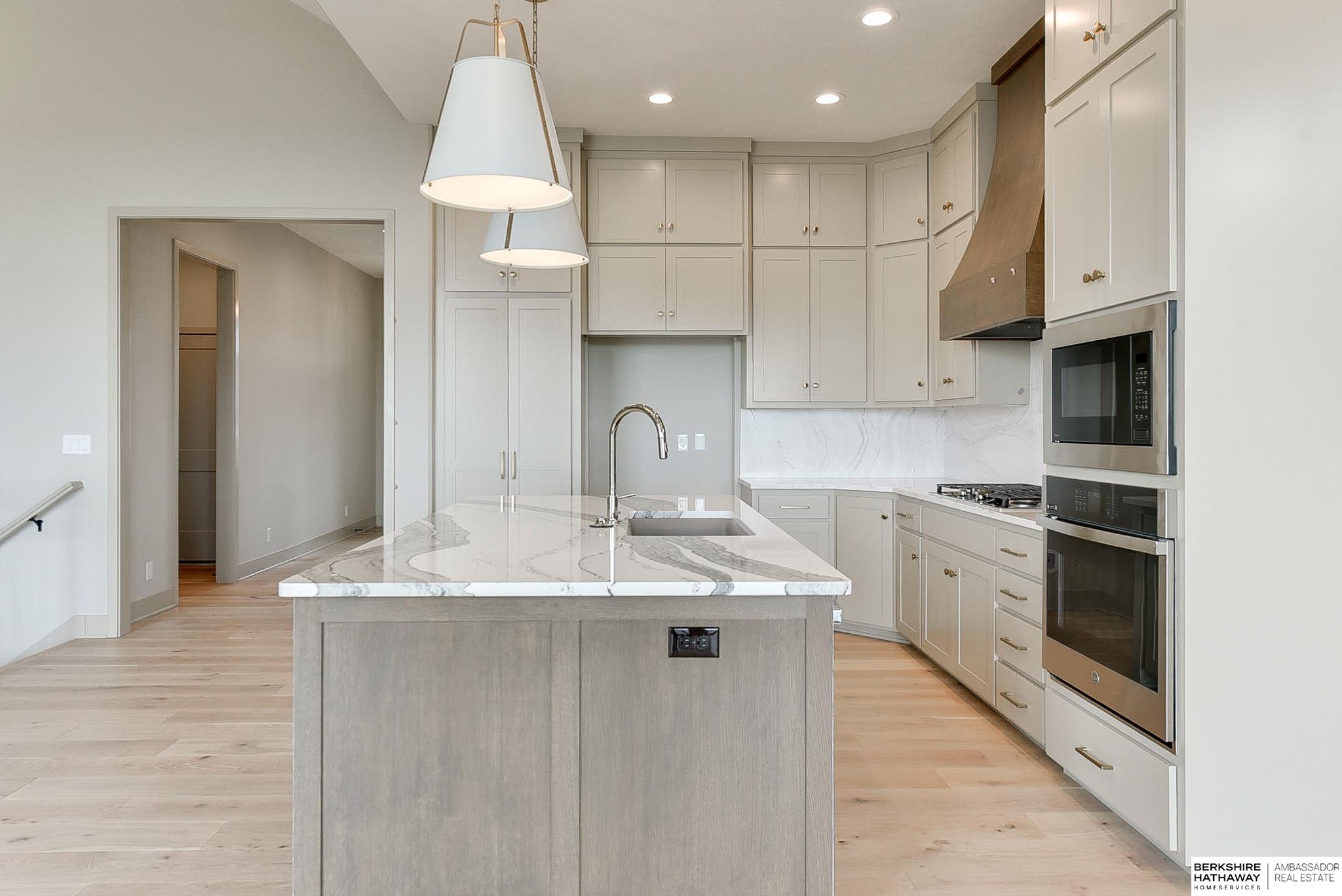 Omaha, Nebraska 68137, United States, 4 Bedrooms Bedrooms, ,3 BathroomsBathrooms,Residential,Active,139483