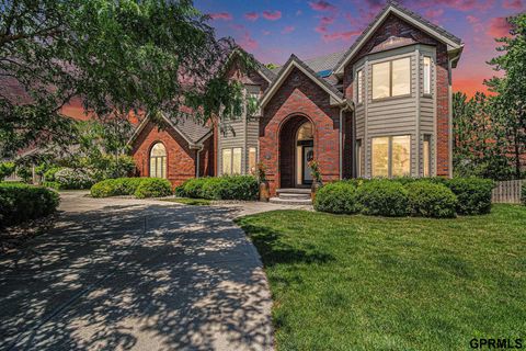 Photo of 13624 Parker Circle, Omaha, NE 68154 (MLS # 22530657) Photo of 13624 Parker Circle, Omaha, NE 68154 (MLS # 22530657)