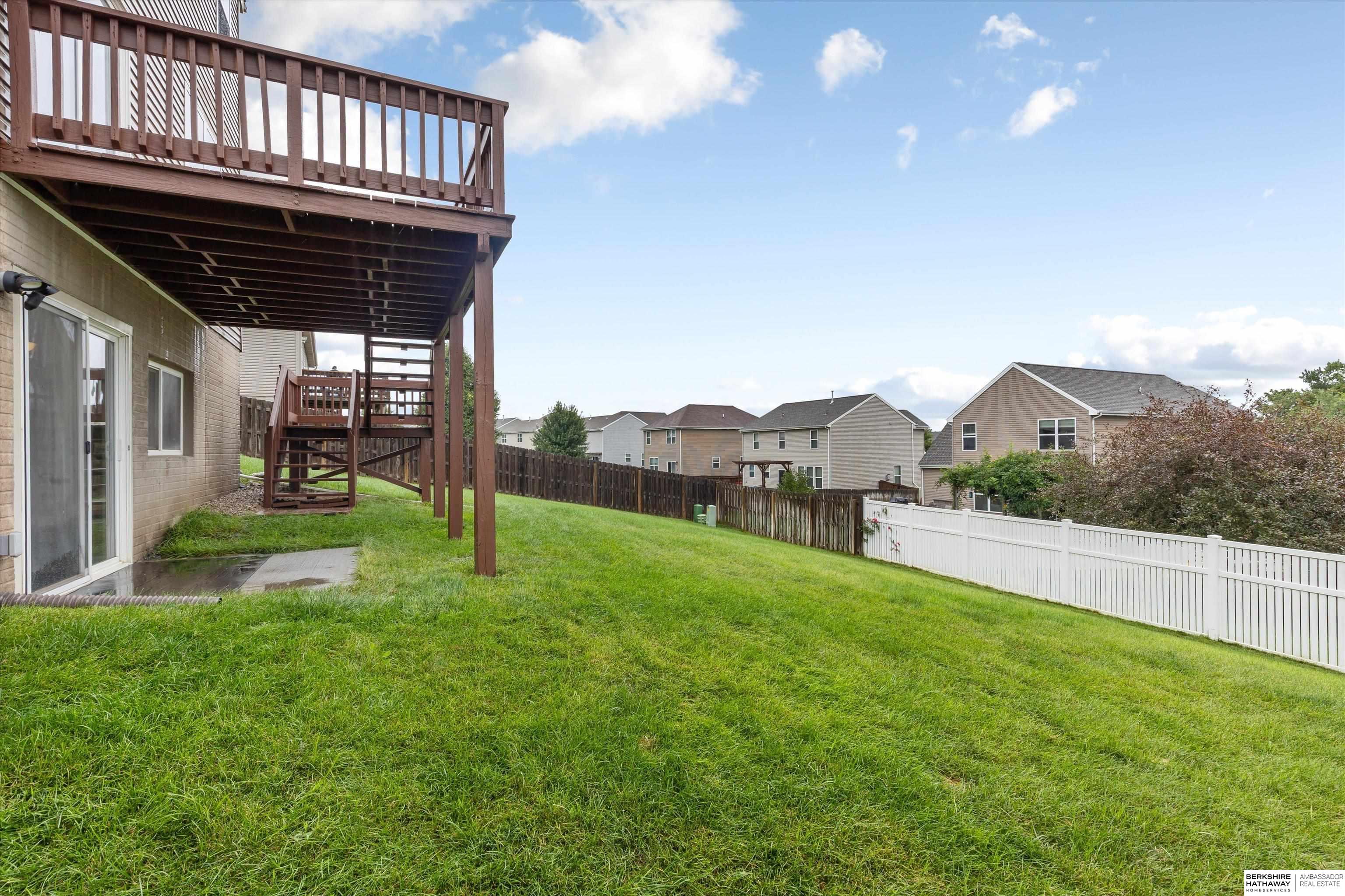 Papillion, Nebraska 68046, United States, 4 Bedrooms Bedrooms, ,3 BathroomsBathrooms,Residential,Active,202985