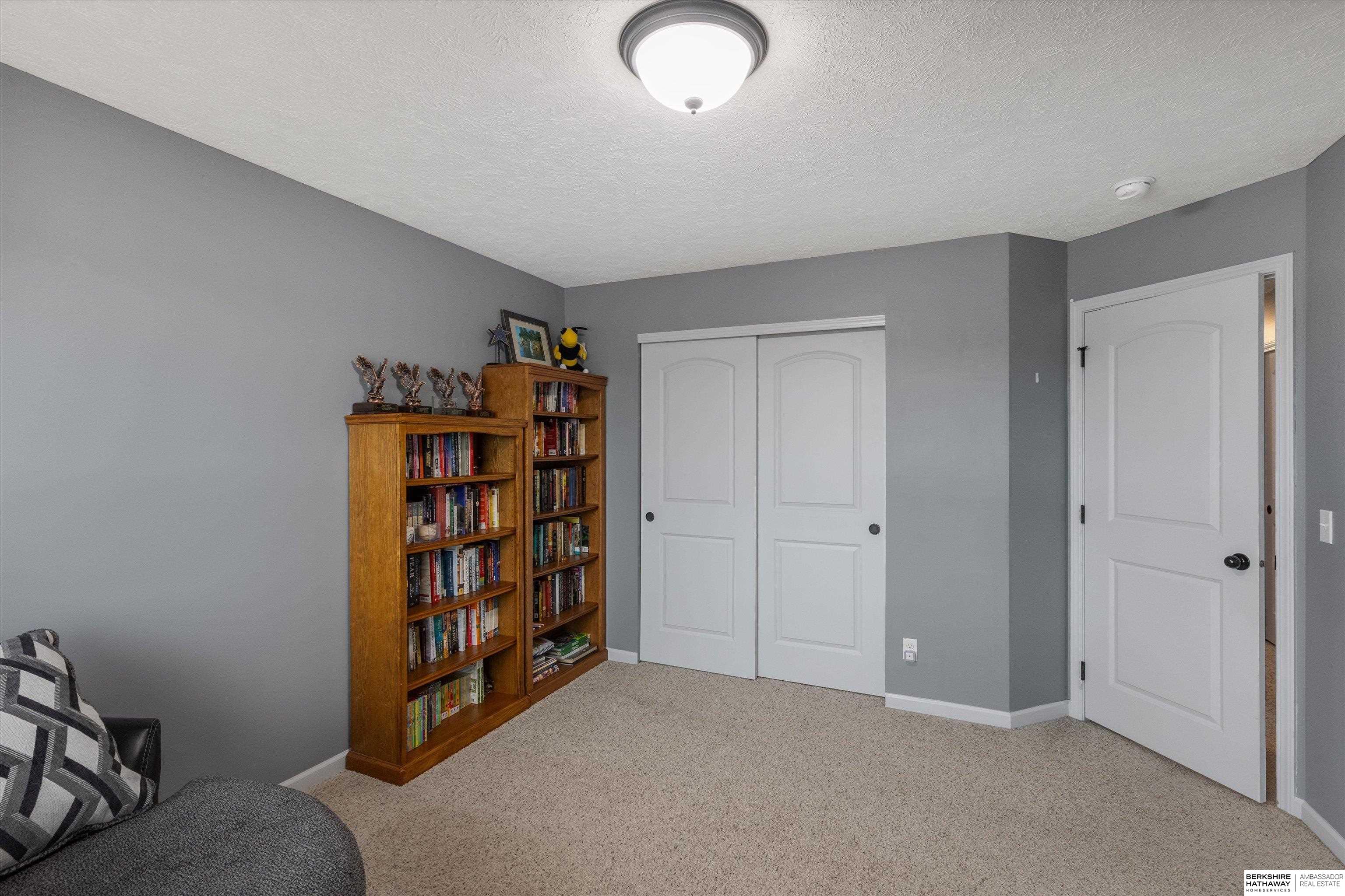 Papillion, Nebraska 68046, United States, 4 Bedrooms Bedrooms, ,3 BathroomsBathrooms,Residential,Active,202985