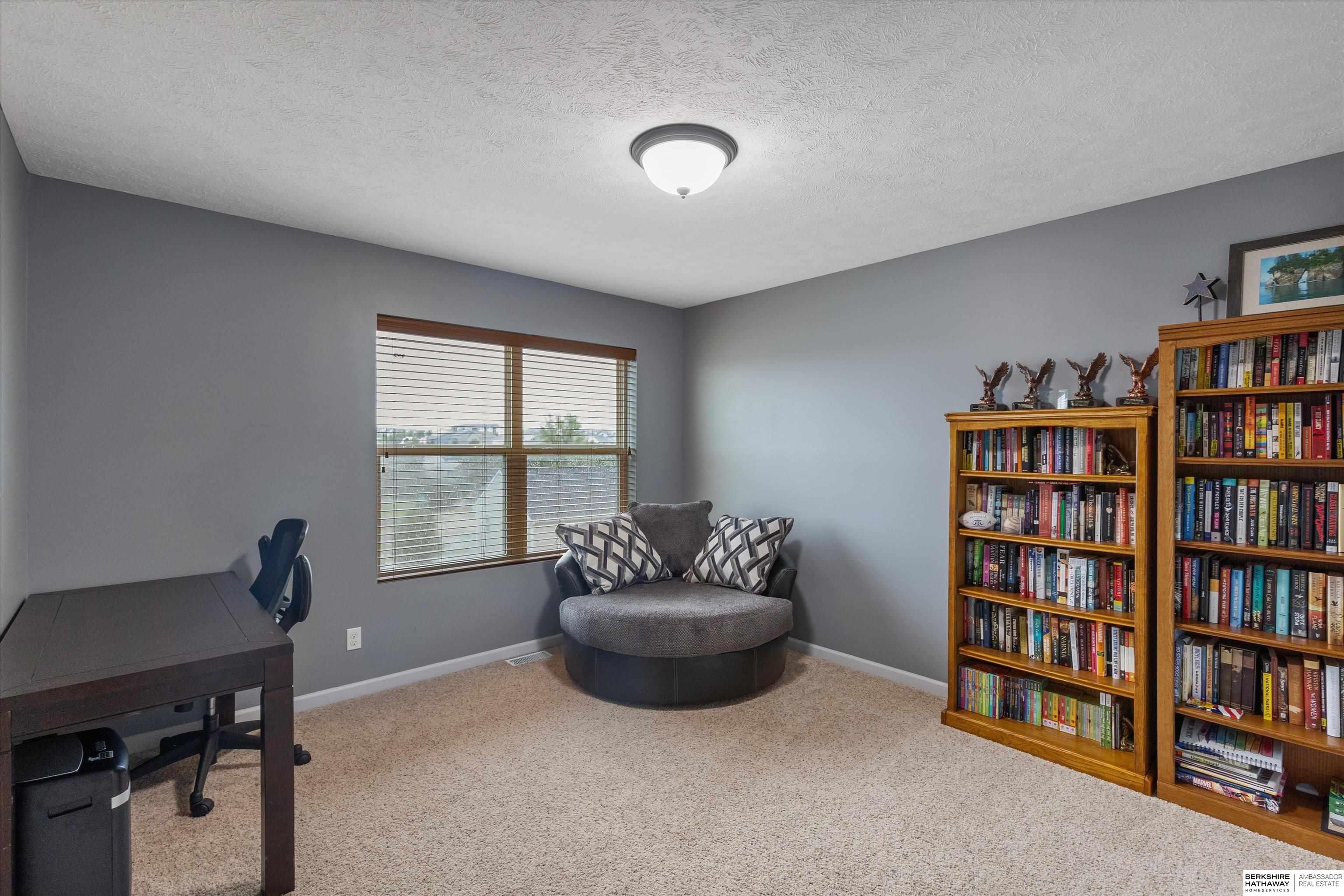 Papillion, Nebraska 68046, United States, 4 Bedrooms Bedrooms, ,3 BathroomsBathrooms,Residential,Active,202985