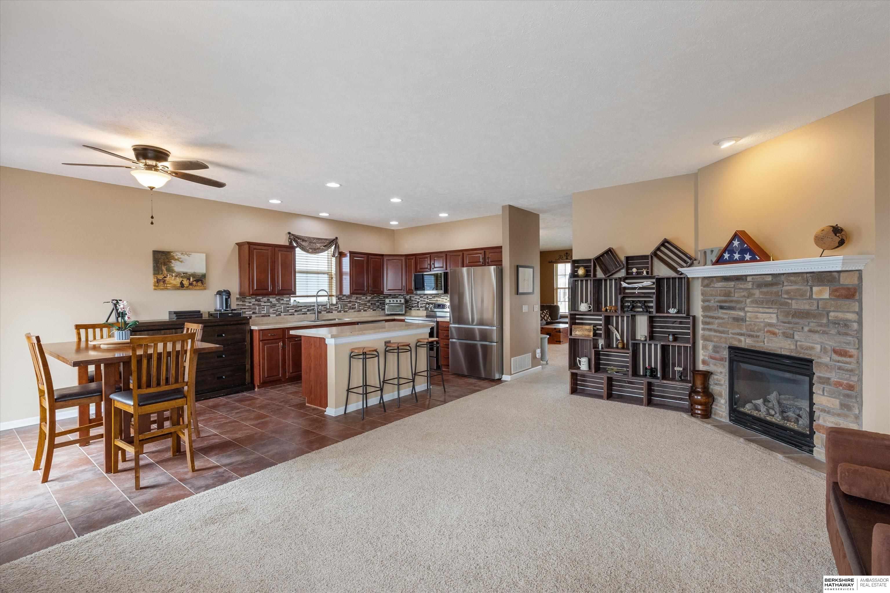 Papillion, Nebraska 68046, United States, 4 Bedrooms Bedrooms, ,3 BathroomsBathrooms,Residential,Active,202985