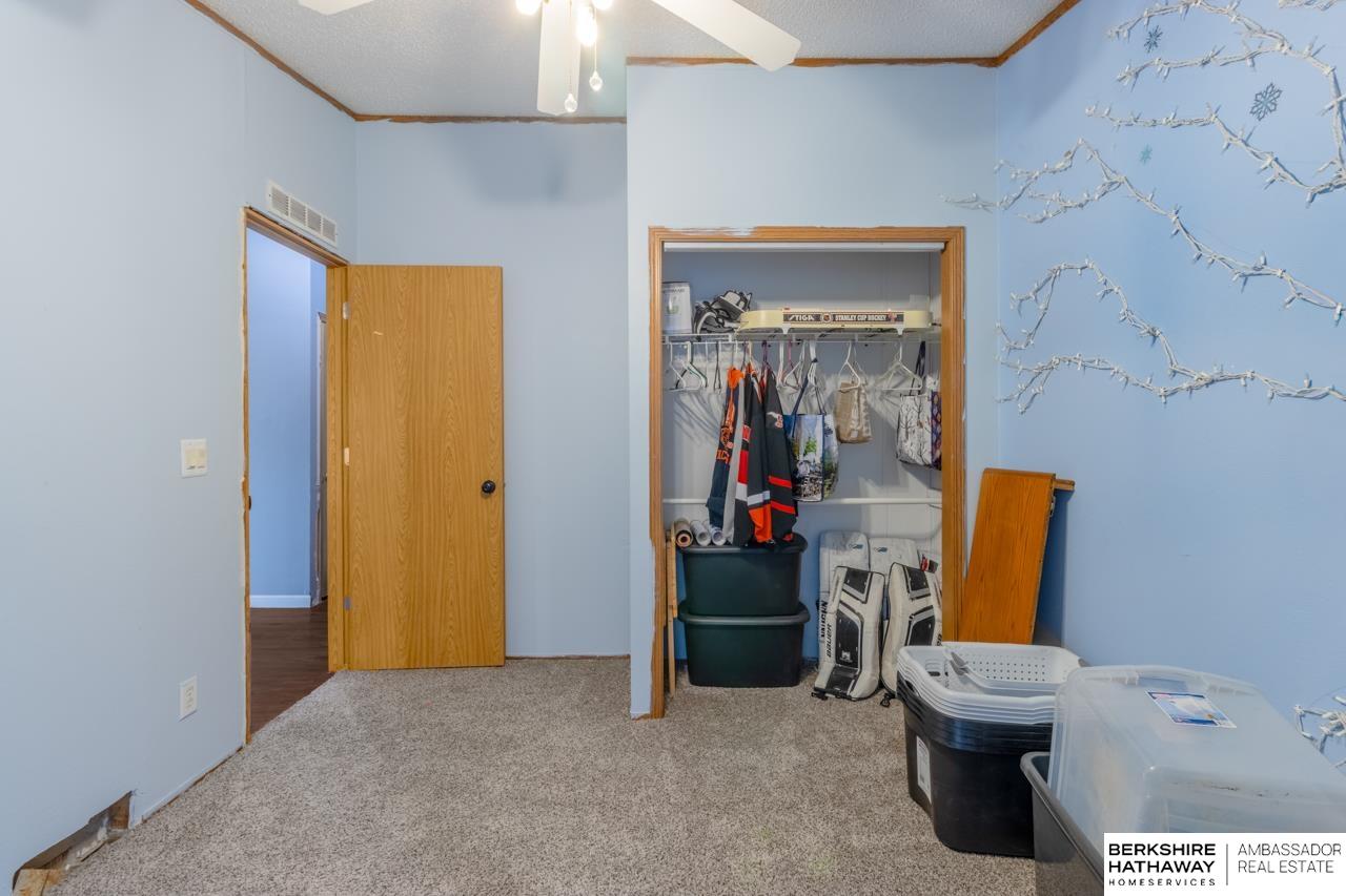 Plattsmouth, Nebraska 68048, United States, 4 Bedrooms Bedrooms, ,2 BathroomsBathrooms,Residential,Pending,245997