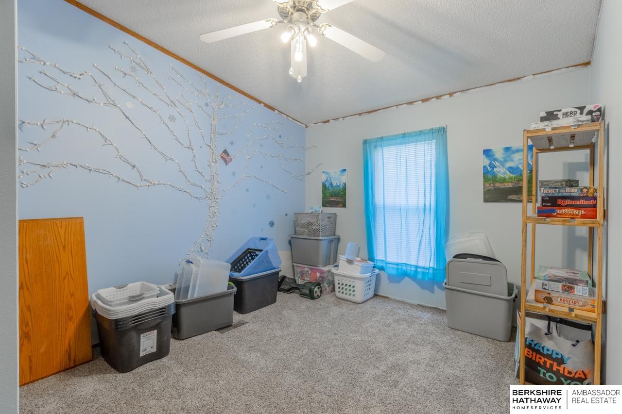 Plattsmouth, Nebraska 68048, United States, 4 Bedrooms Bedrooms, ,2 BathroomsBathrooms,Residential,Pending,245997